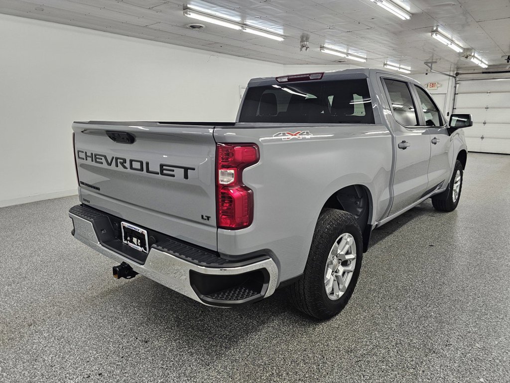 Used 2024 Chevrolet Silverado 1500 LT AWD/4WD image 4