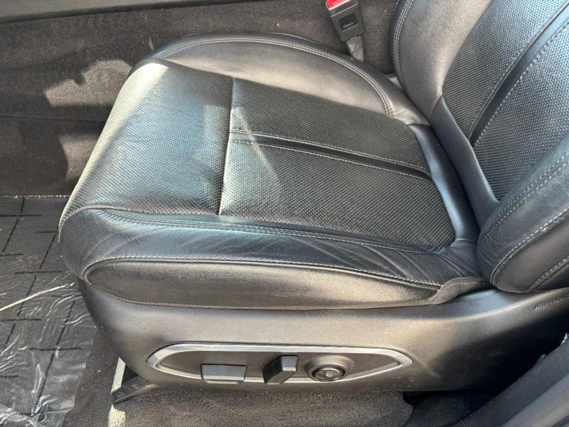 Used 2024 Jeep Wagoneer Series II w/ Flexible Seating Group AWD/4WD image 21