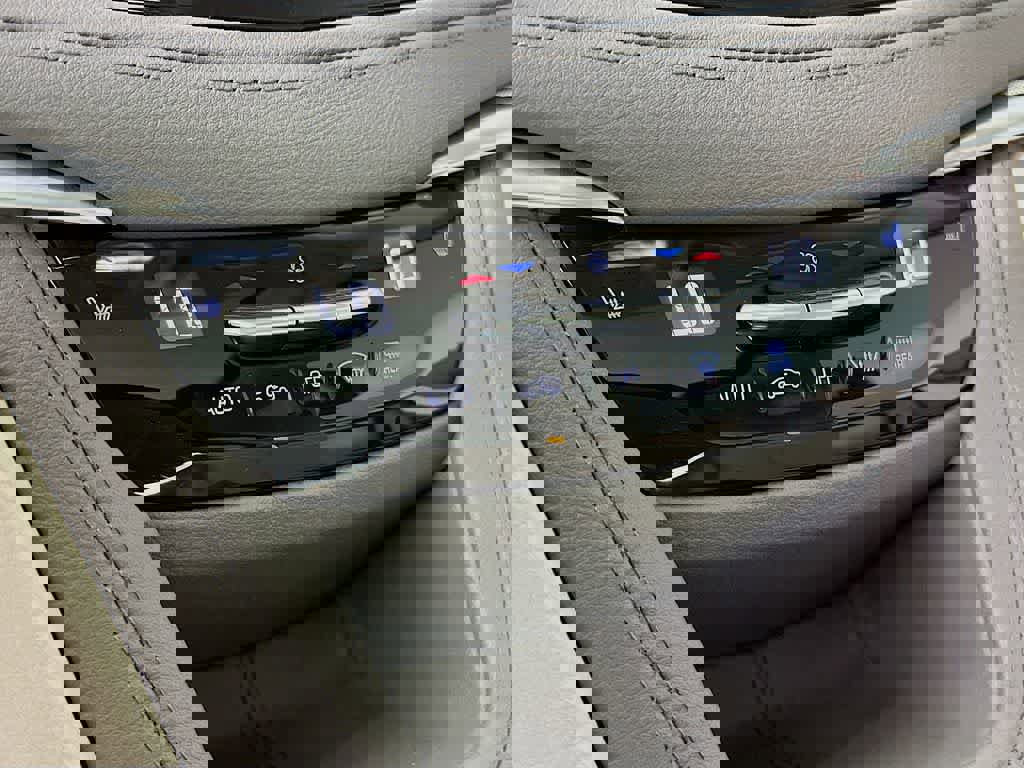 Used 2022 Cadillac XT5 Premium Luxury image 18