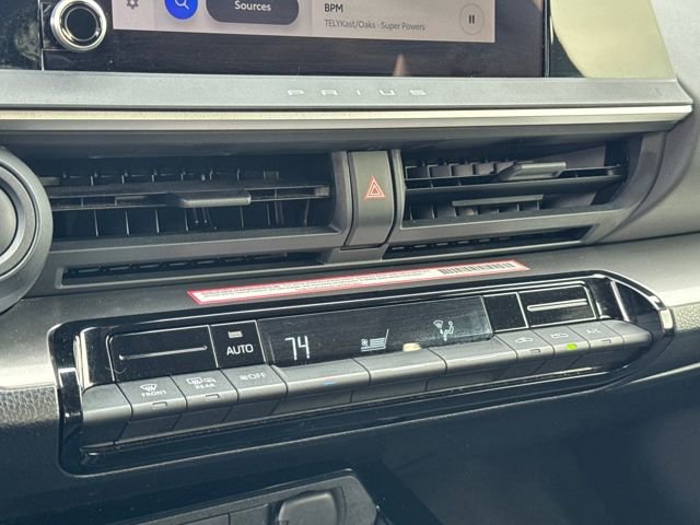 Used 2024 Toyota Prius Limited image 20