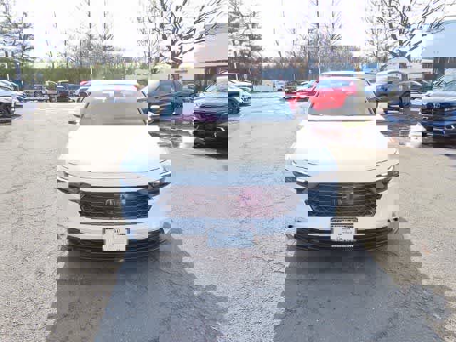 Certified 2023 Honda Accord EX image 6