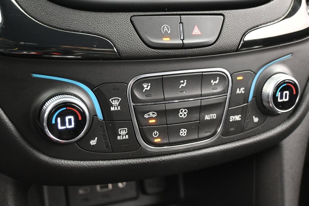 Used 2023 Chevrolet Equinox RS FWD image 20