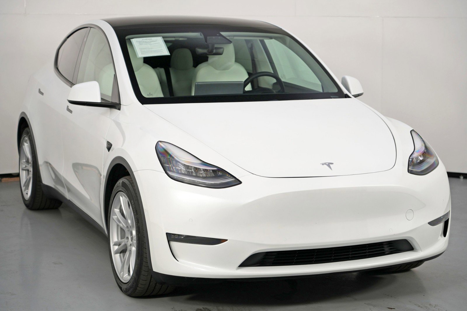 Used 2020 Tesla Model Y Long Range image 52