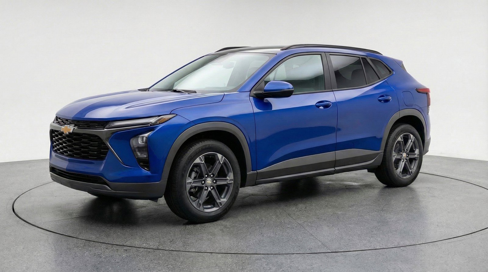 Used 2025 Chevrolet Blazer LT FWD image 3