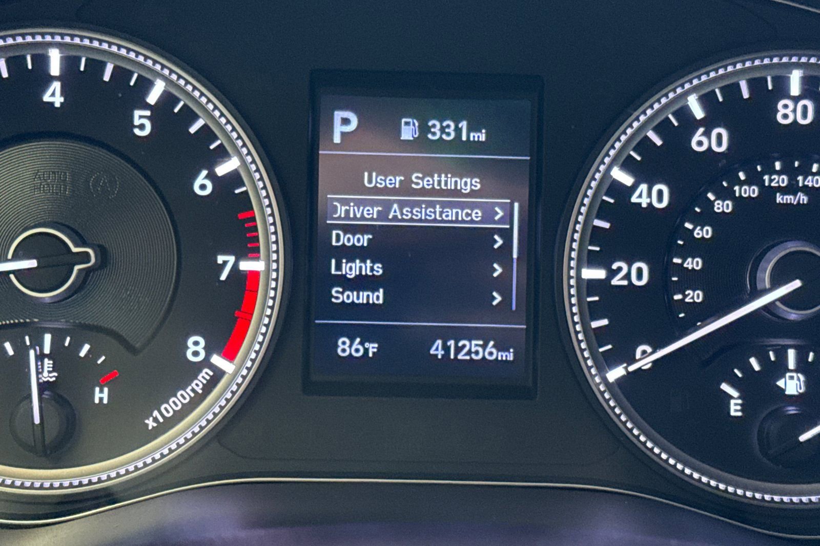 Used 2019 Hyundai Santa Fe SE FWD image 3