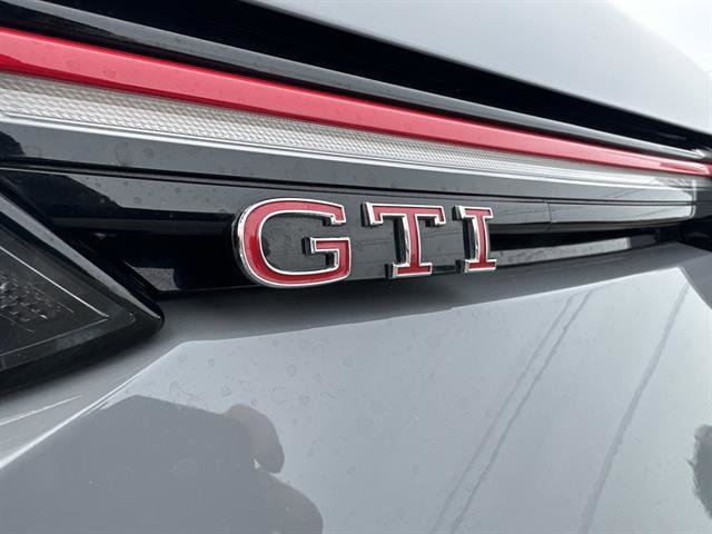 Used 2024 Volkswagen GTI SE image 10