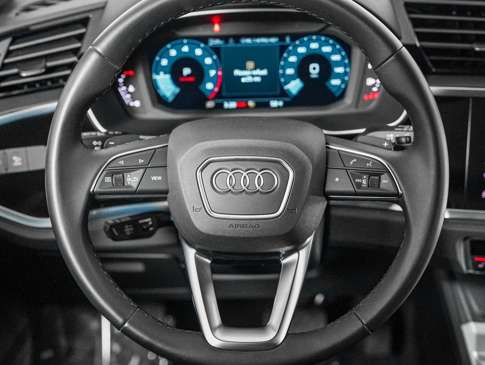Certified 2024 Audi Q3 2.0T Premium w/ Convenience Package AWD/4WD image 16