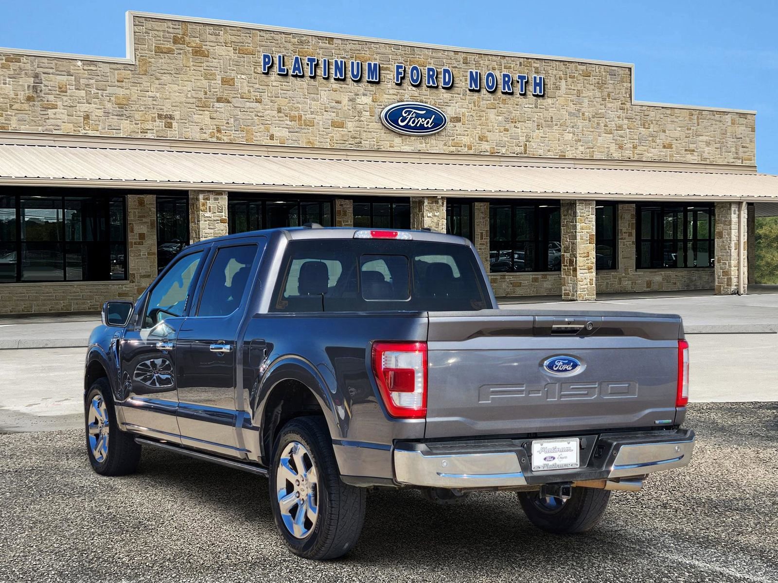 Used 2023 Ford F150 Lariat w/ Equipment Group 502A High image 4