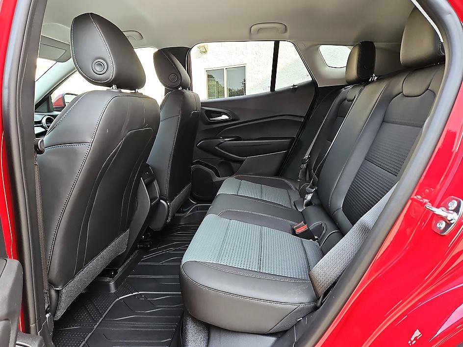 New 2026 Chevrolet Trax LT FWD image 10
