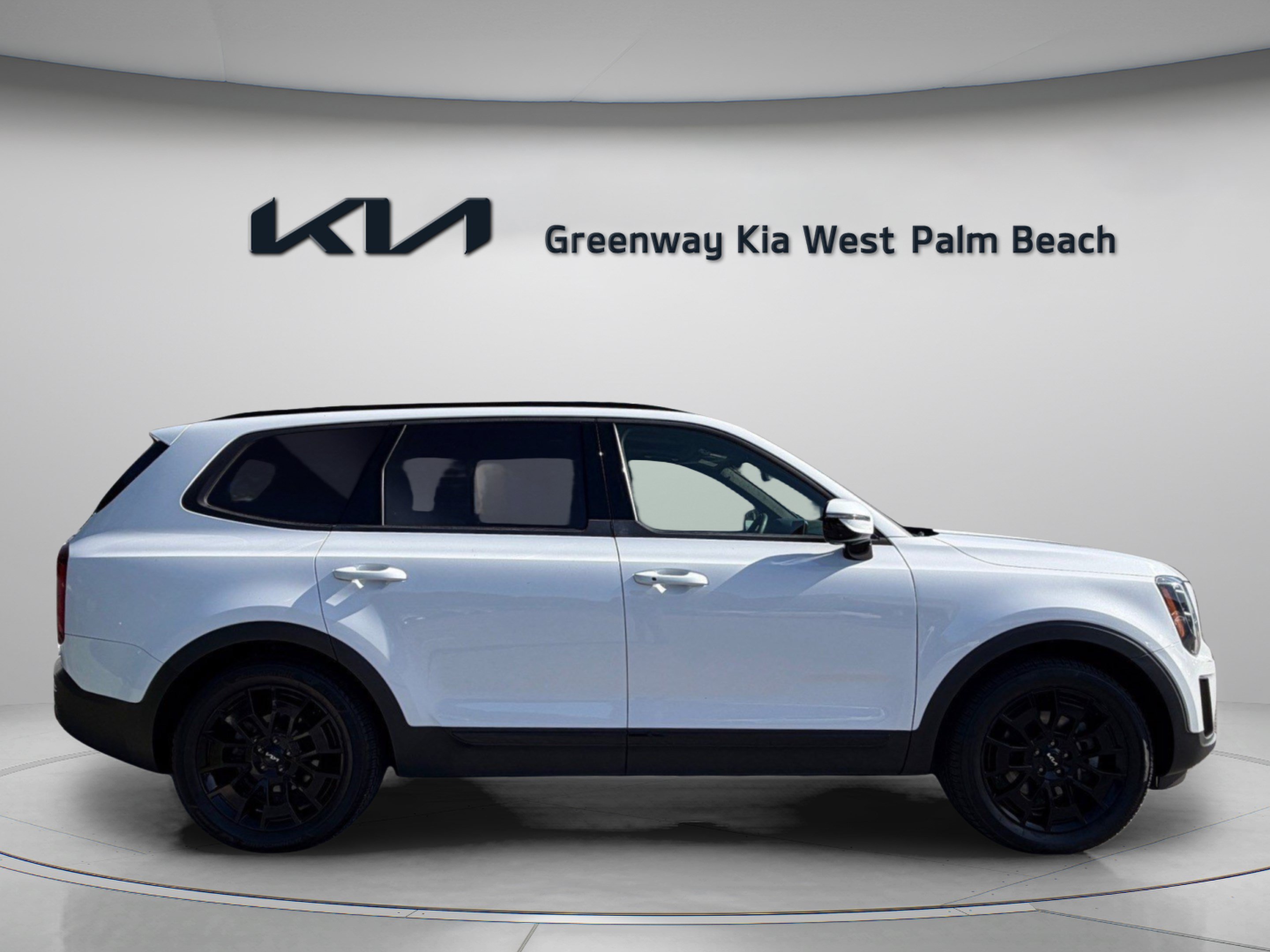 Used 2022 Kia Telluride SX w/ SX Prestige Package AWD/4WD image 8