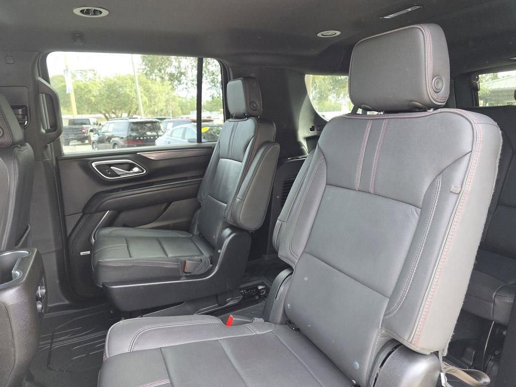 Used 2024 Chevrolet Suburban RST w/ Sport Performance Package RWD image 18