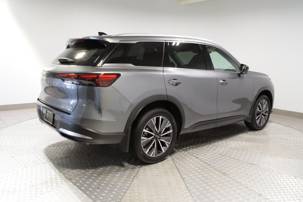 Certified 2027 INFINITI QX60 Luxe w/ Cargo Package AWD/4WD image 6
