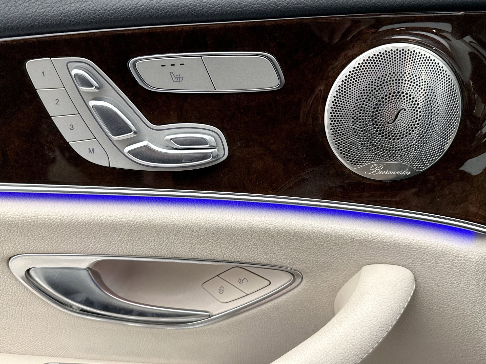 Used 2022 Mercedes-Benz E 350 4MATIC Sedan image 18