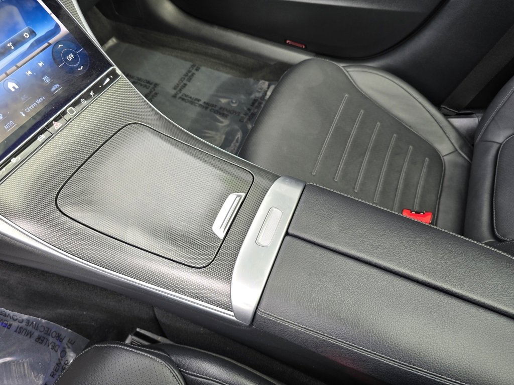 Used 2024 Mercedes-Benz C 300 Sedan image 24