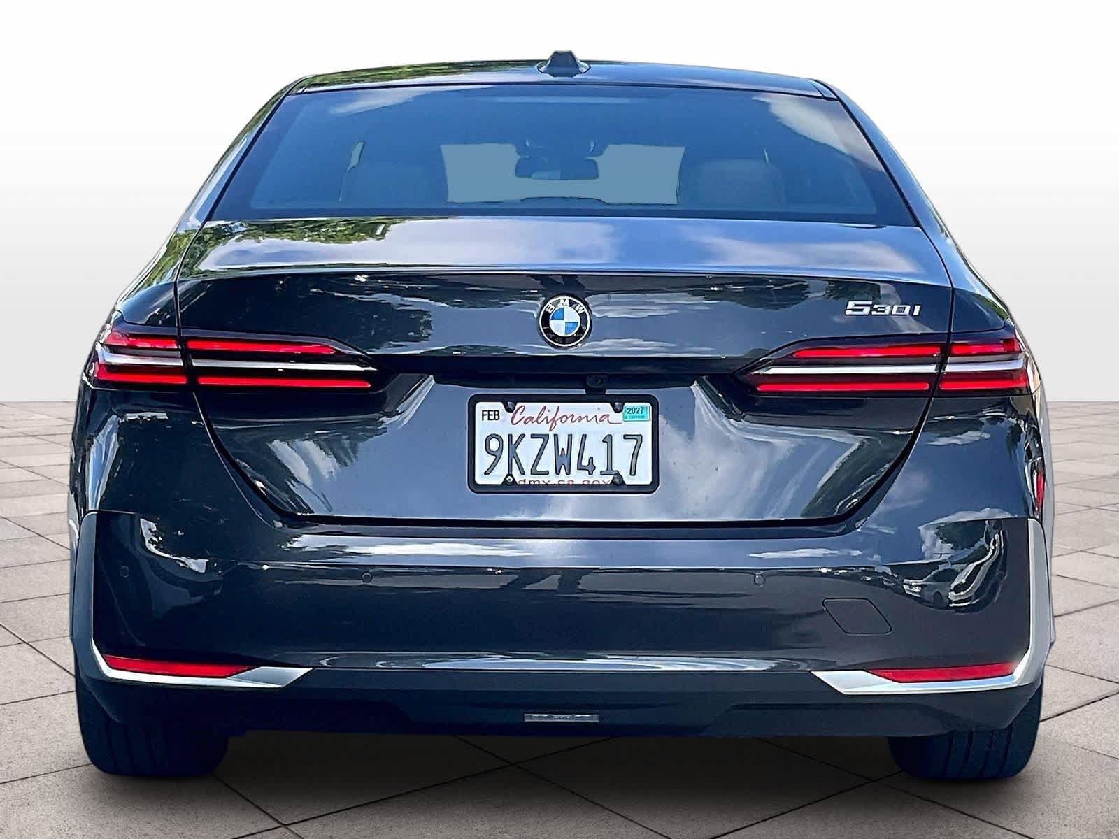 Used 2024 BMW 530i w/ Premium Package RWD image 6