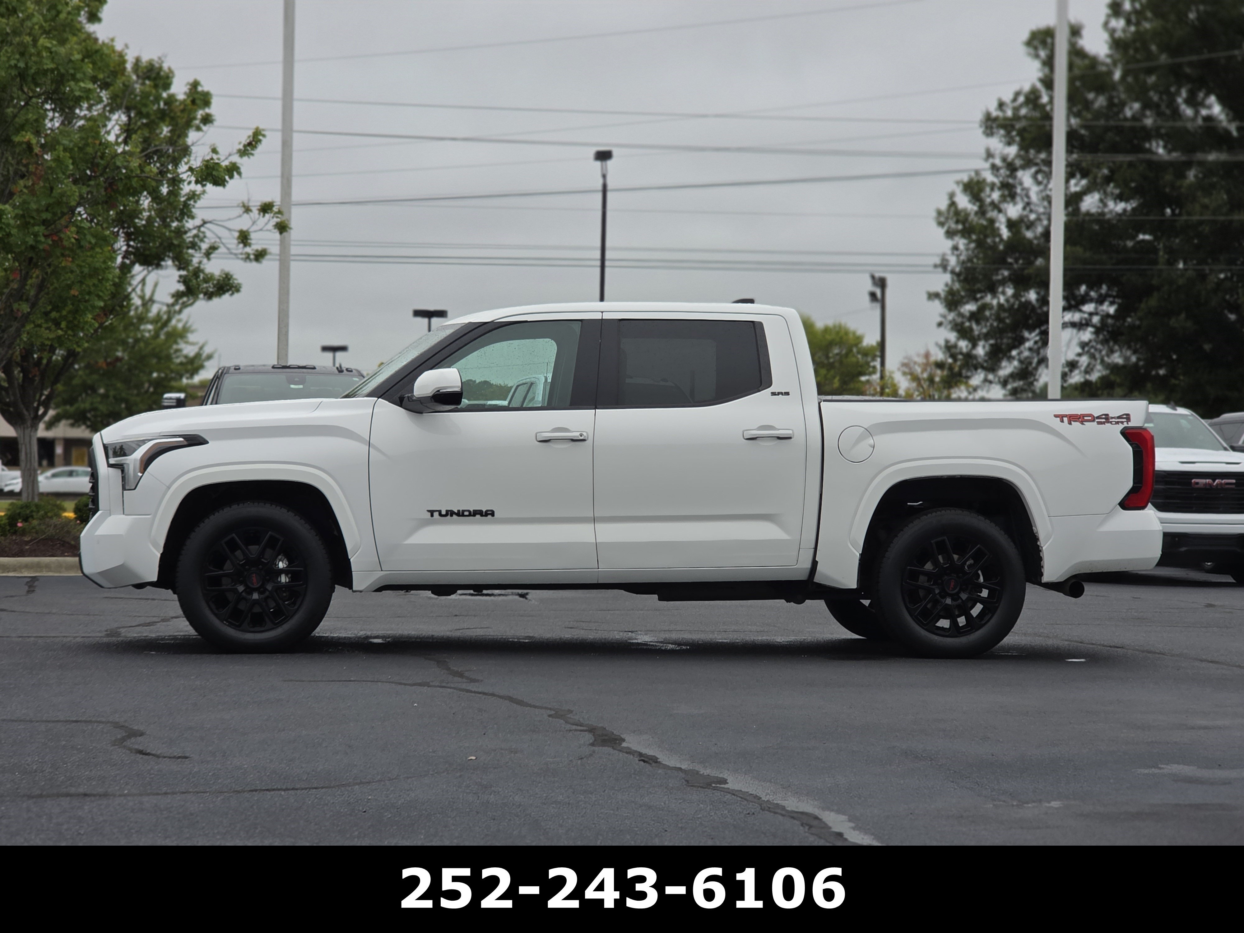 Used 2022 Toyota Tundra SR5 w/ TRD Sport Package AWD/4WD image 4