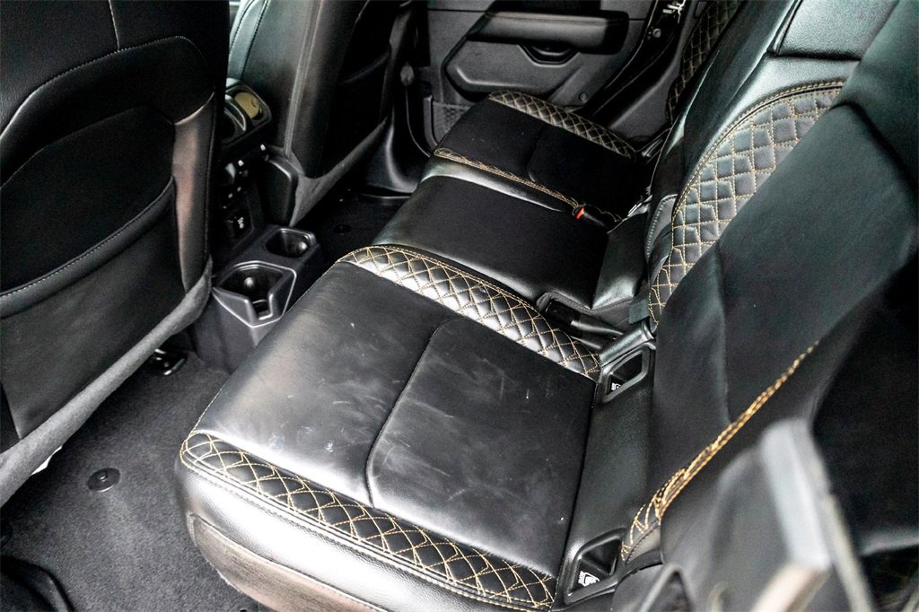 Used 2021 Jeep Gladiator Overland image 27