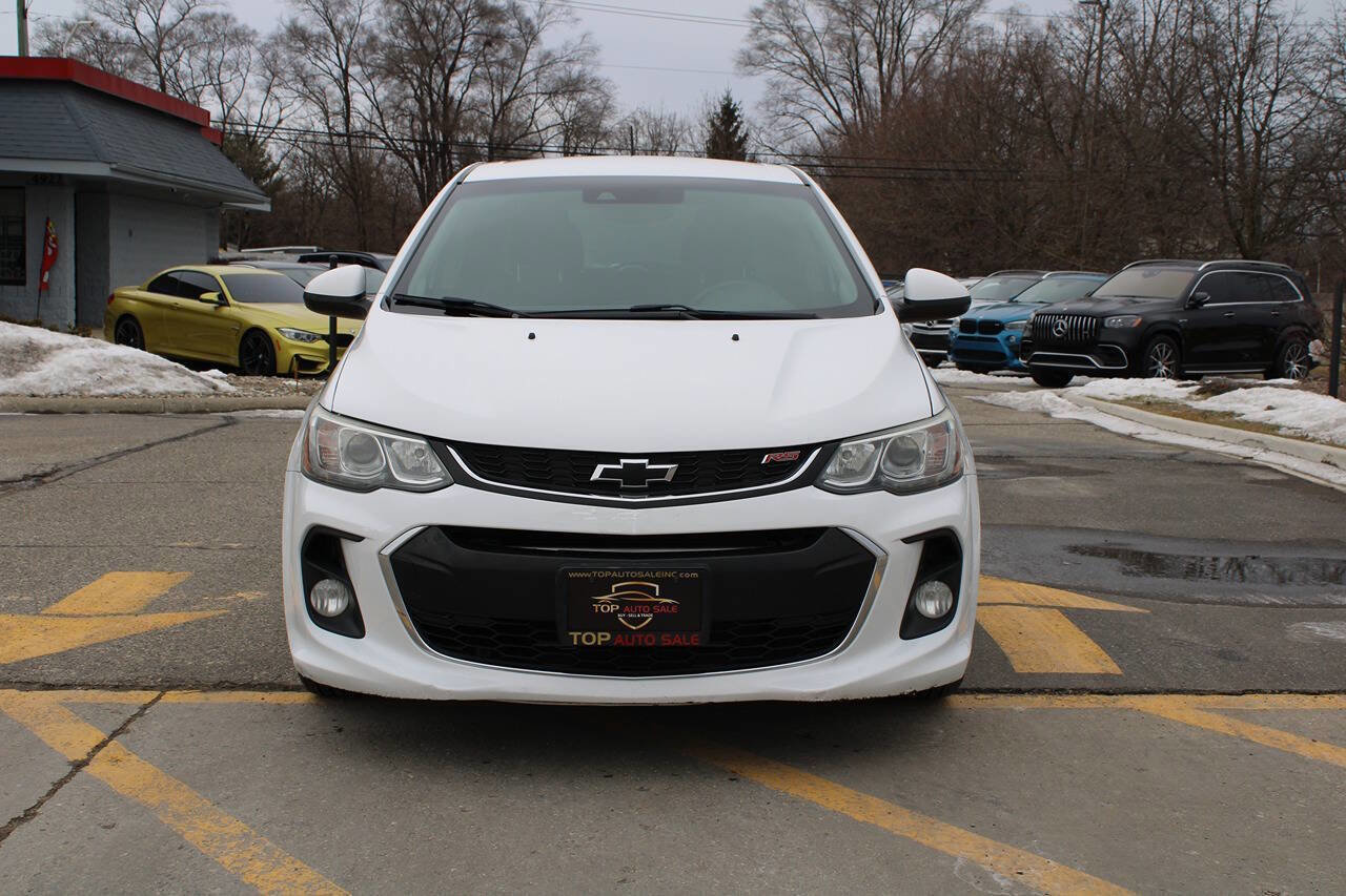 Used 2018 Chevrolet Sonic LT w/ Convenience Package image 2