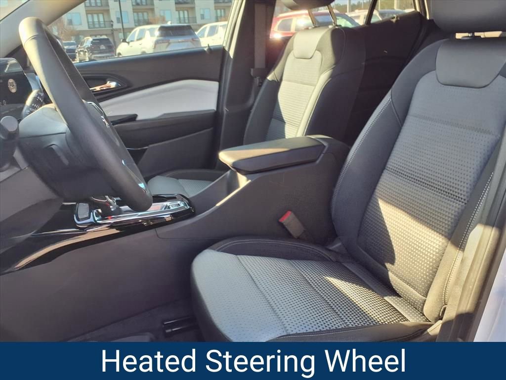 New 2026 Chevrolet Trax LT w/ Driver Confidence Package image 3