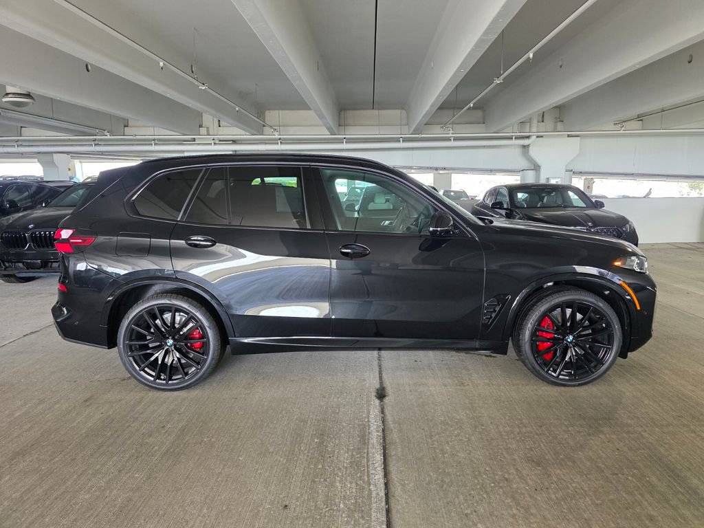 New 2026 BMW X5 M60i image 3