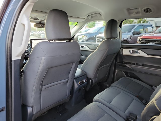 Certified 2025 Ford Explorer Active RWD image 11