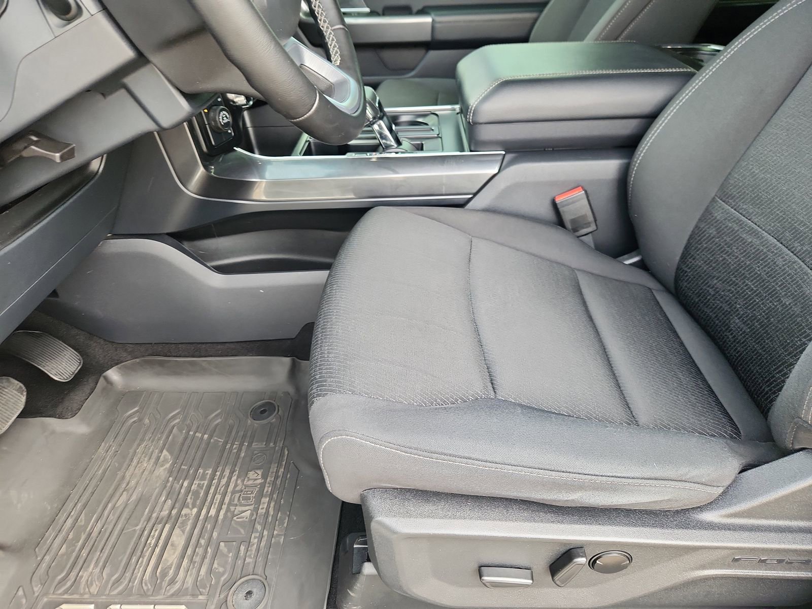 Used 2023 Ford F150 XLT w/ Equipment Group 302A High AWD/4WD image 10