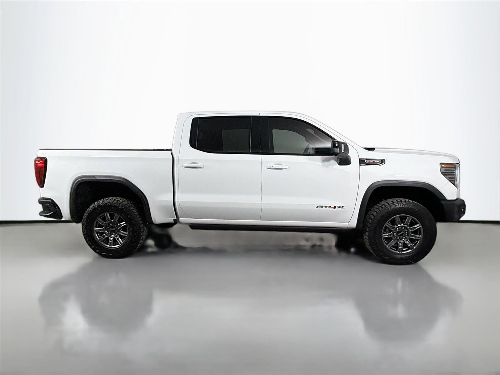 Used 2026 GMC Sierra 1500 AT4X AWD/4WD image 4