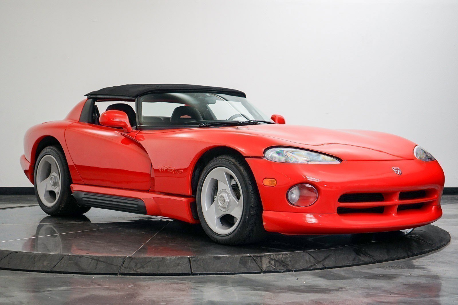 Used 1993 Dodge Viper RT/10 image 11