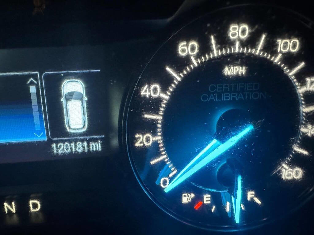 Used 2016 Ford Explorer Police Interceptor Utility AWD image 19