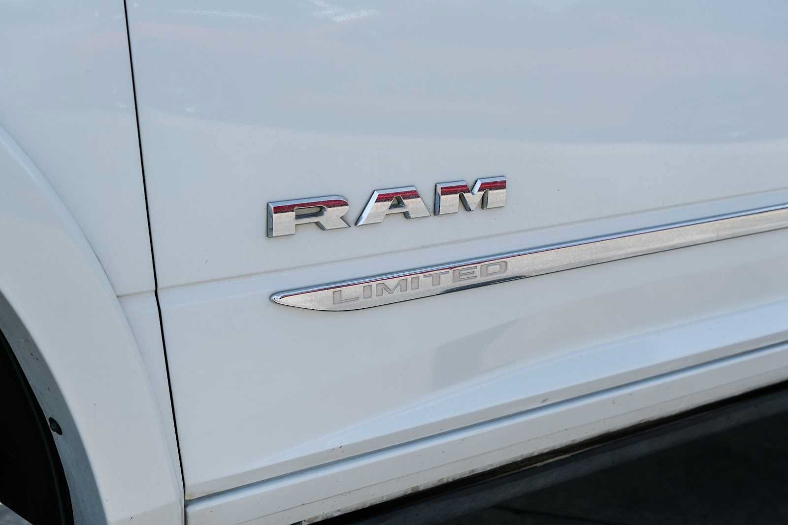 Used 2019 RAM 2500 Limited AWD/4WD image 5