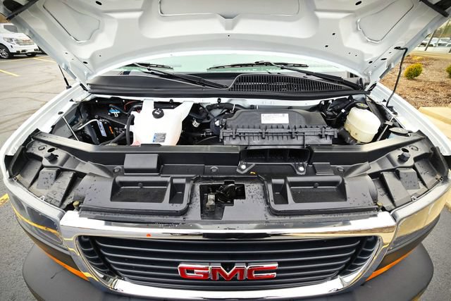 New 2025 GMC Savana 2500 w/ Chrome Appearance Package RWD image 3