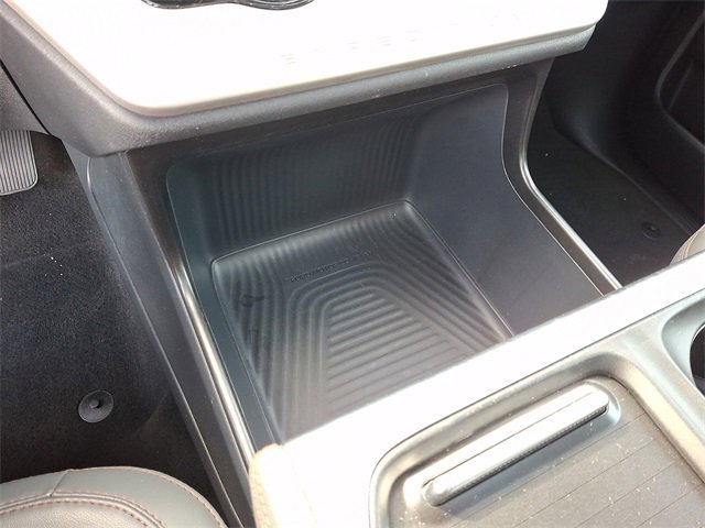 Used 2025 Ford Expedition Active image 27