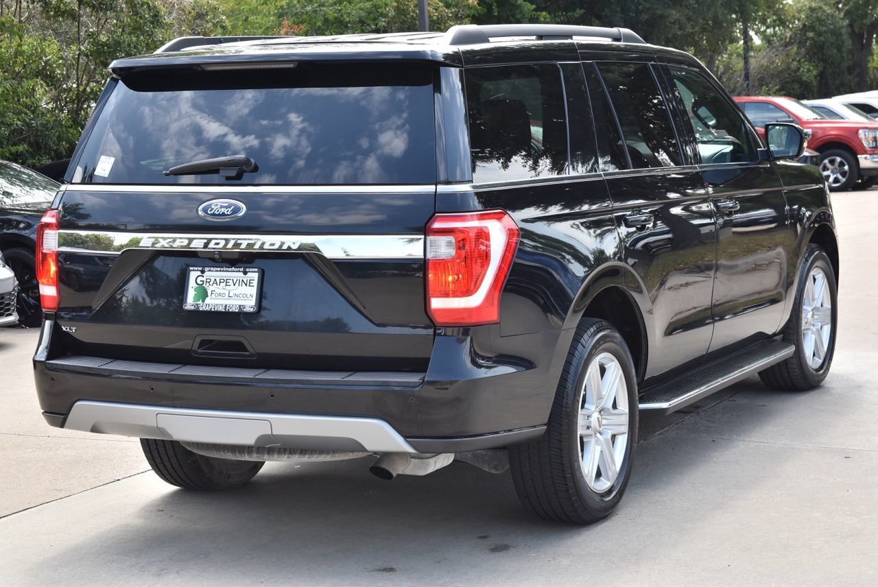 Used 2019 Ford Expedition XLT w/ Equipment Group 202A RWD image 8