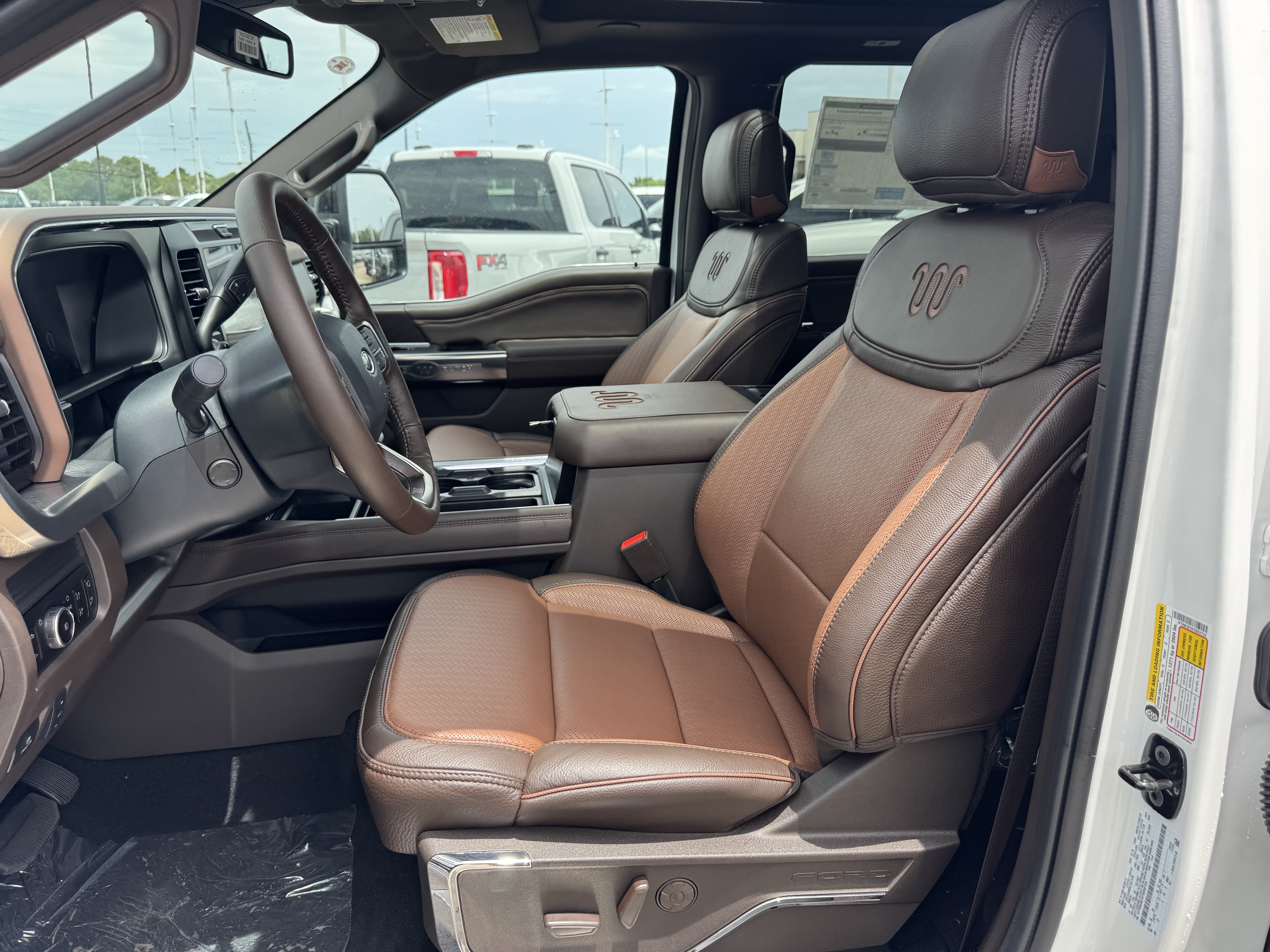 New 2026 Ford F250 King Ranch w/ FX4 Off-Road Package AWD/4WD image 20