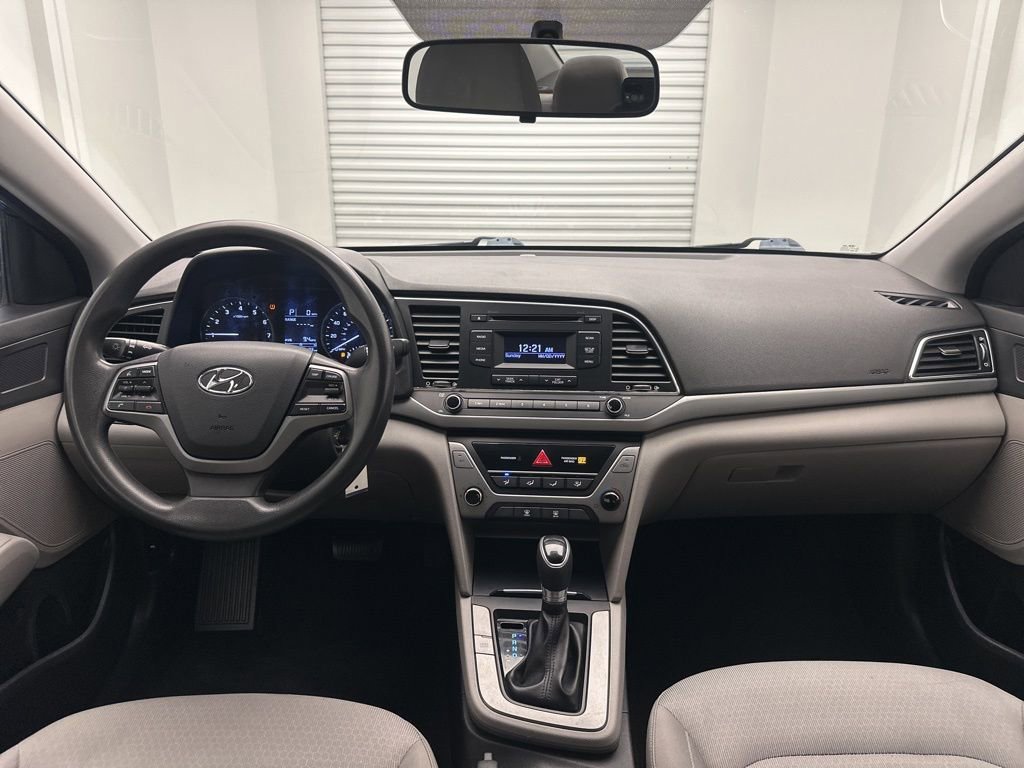 Used 2017 Hyundai Elantra SE FWD image 16
