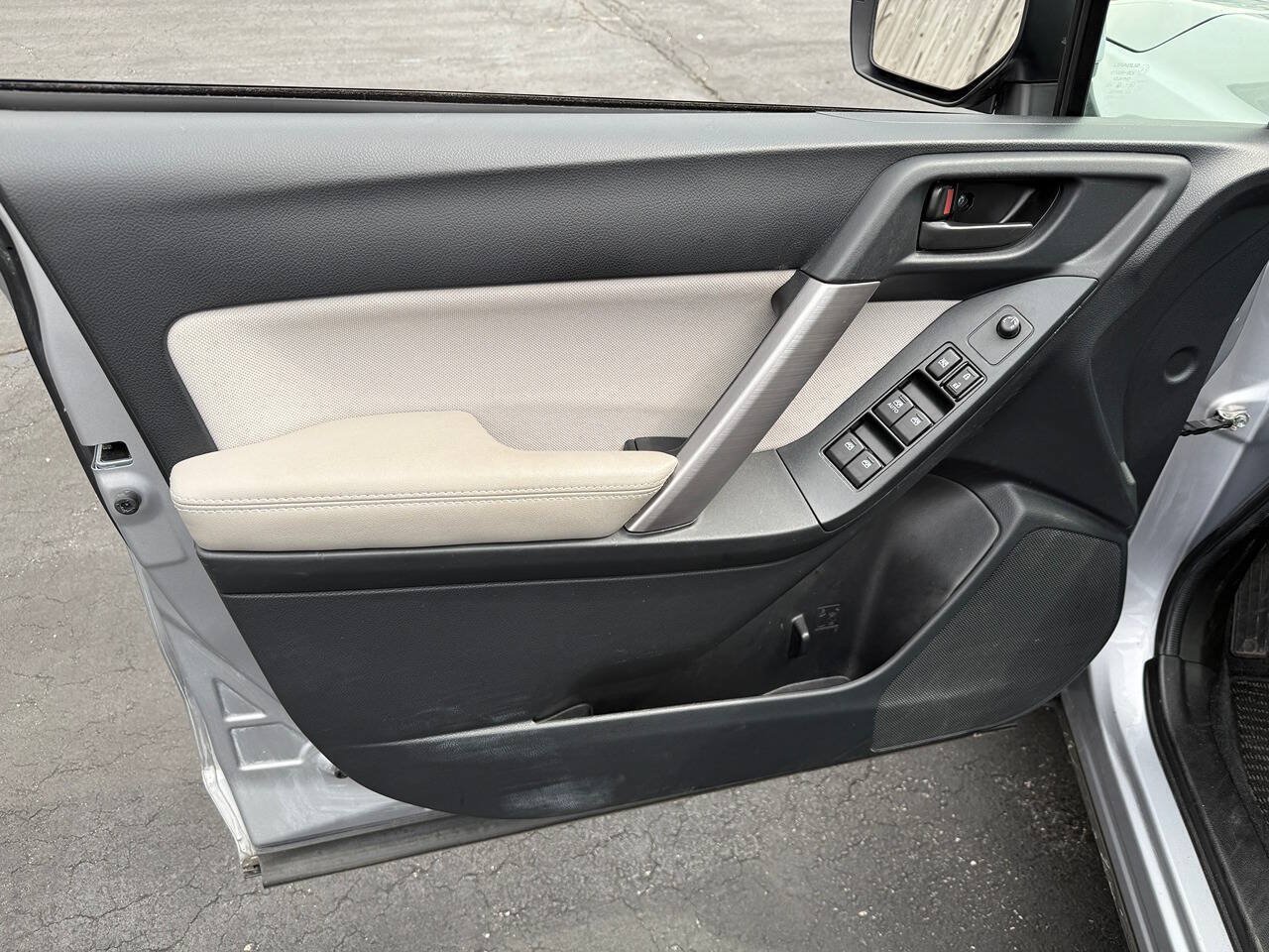 Used 2016 Subaru Forester 2.5i Premium w/ Protection Package #1 AWD/4WD image 84