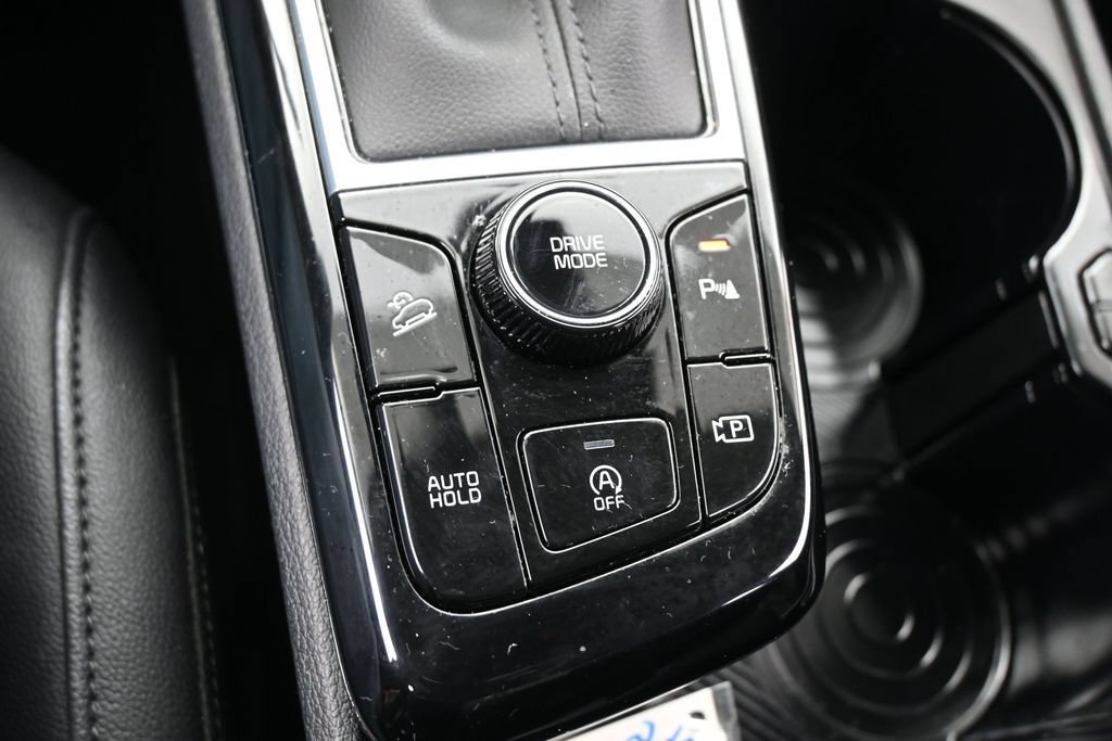 Used 2025 Kia Sportage EX FWD image 25