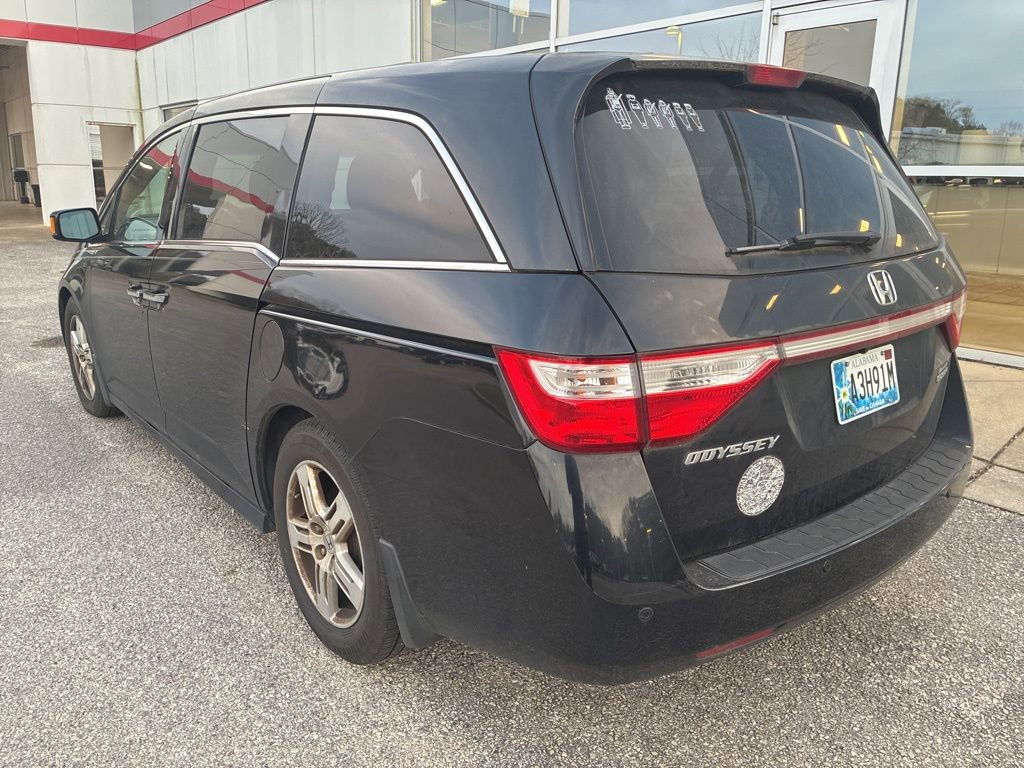 Used 2013 Honda Odyssey Touring Elite image 2