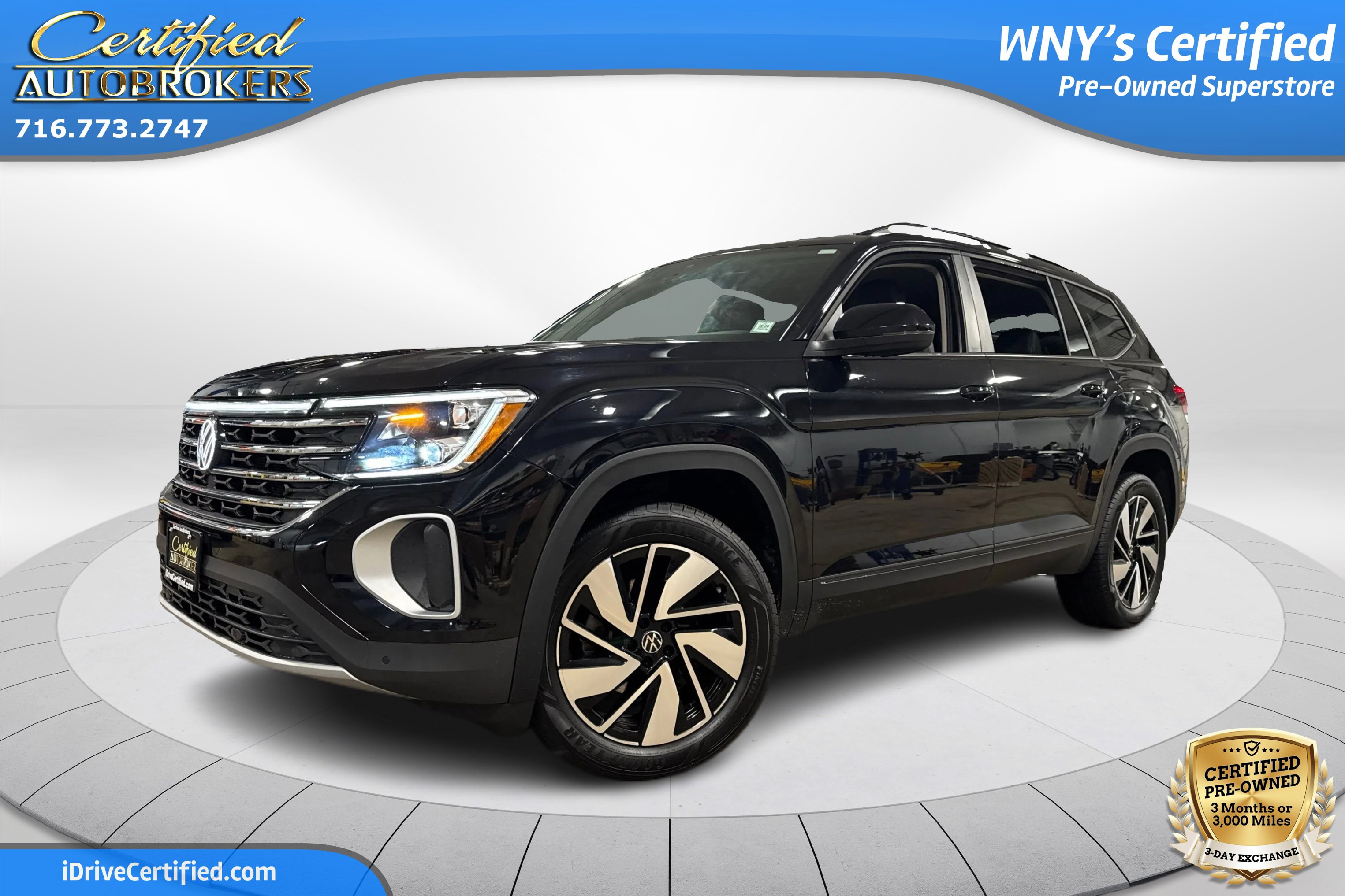 Used 2025 Volkswagen Atlas SE image 1