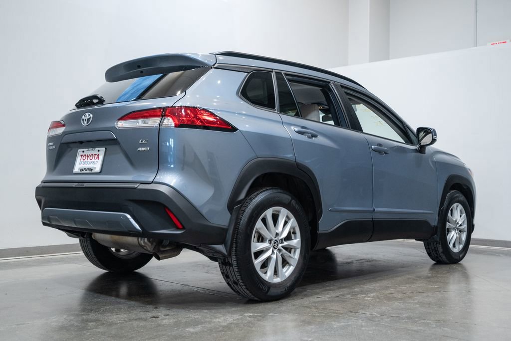 Certified 2023 Toyota Corolla Cross LE image 9