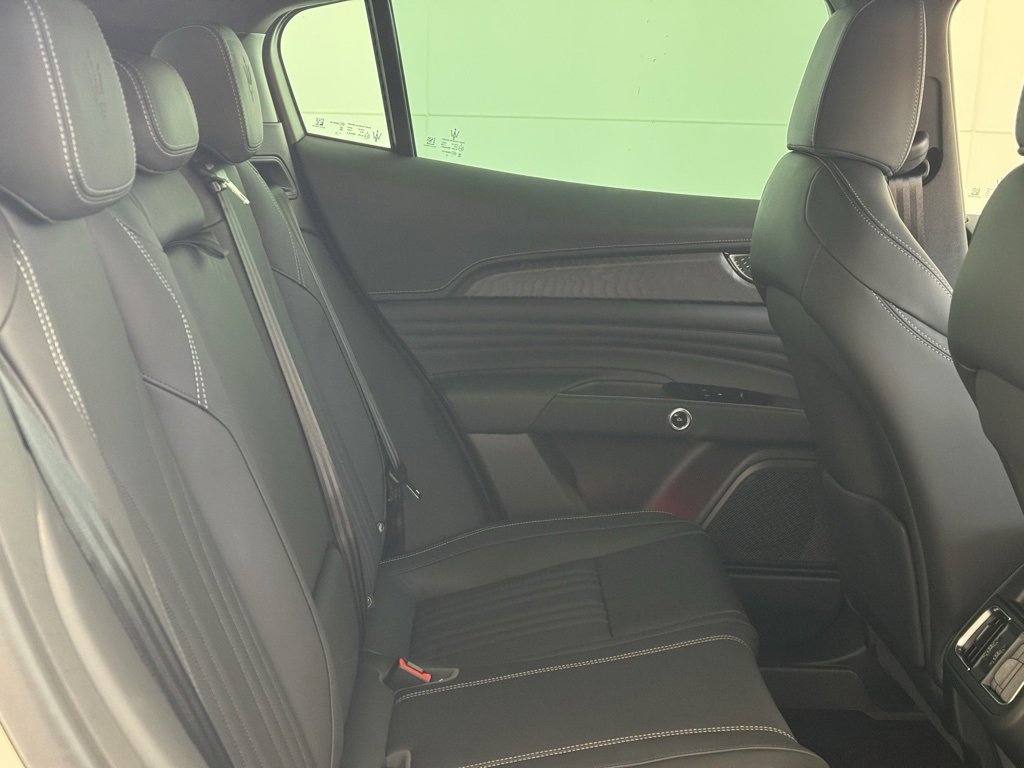 New 2025 Maserati Grecale GT image 35