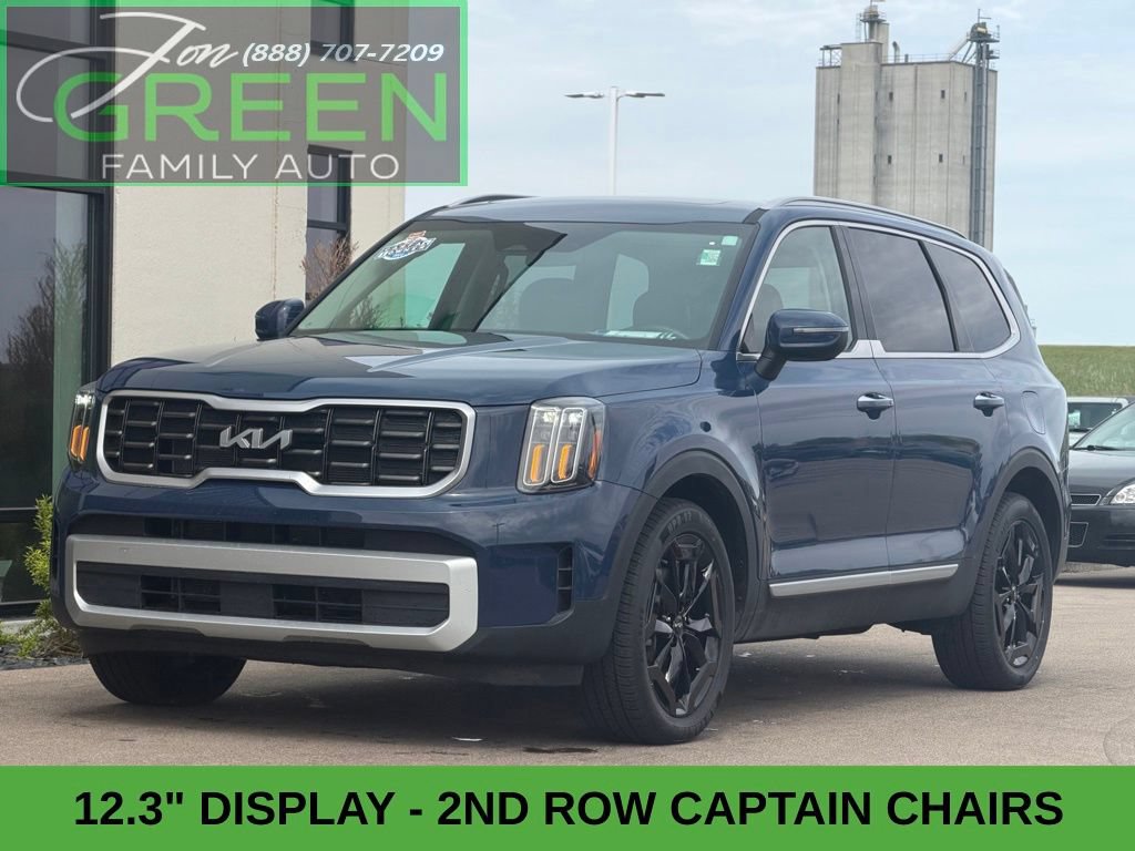 Used 2025 Kia Telluride S AWD/4WD image 1