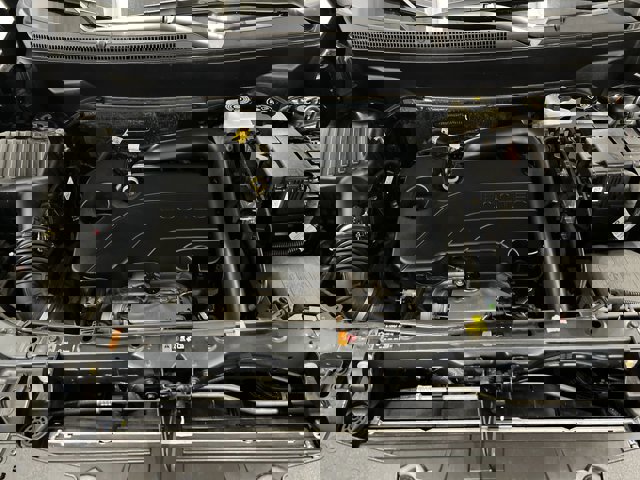 Used 2023 Chevrolet Equinox LT image 30