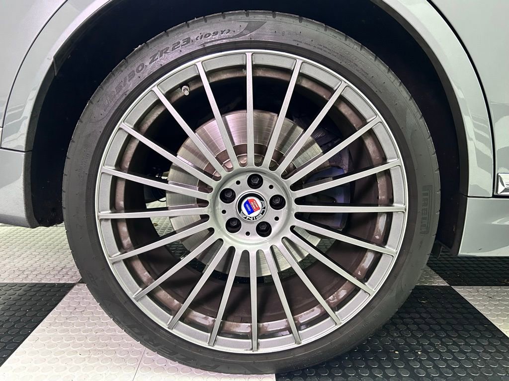 Used 2024 BMW ALPINA XB7 image 9