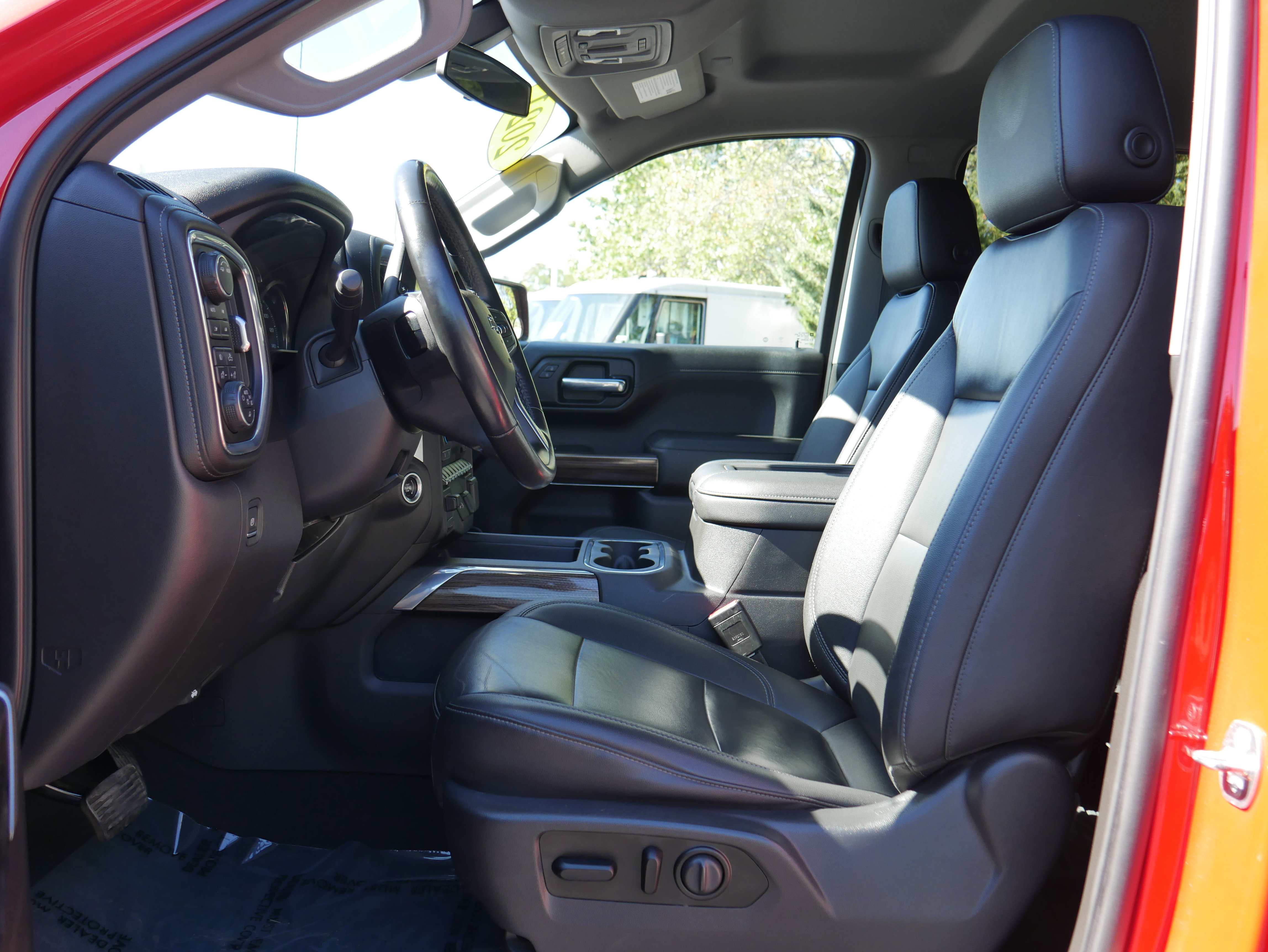 Certified 2021 Chevrolet Silverado 1500 LT Trail Boss w/ Convenience Package II image 12