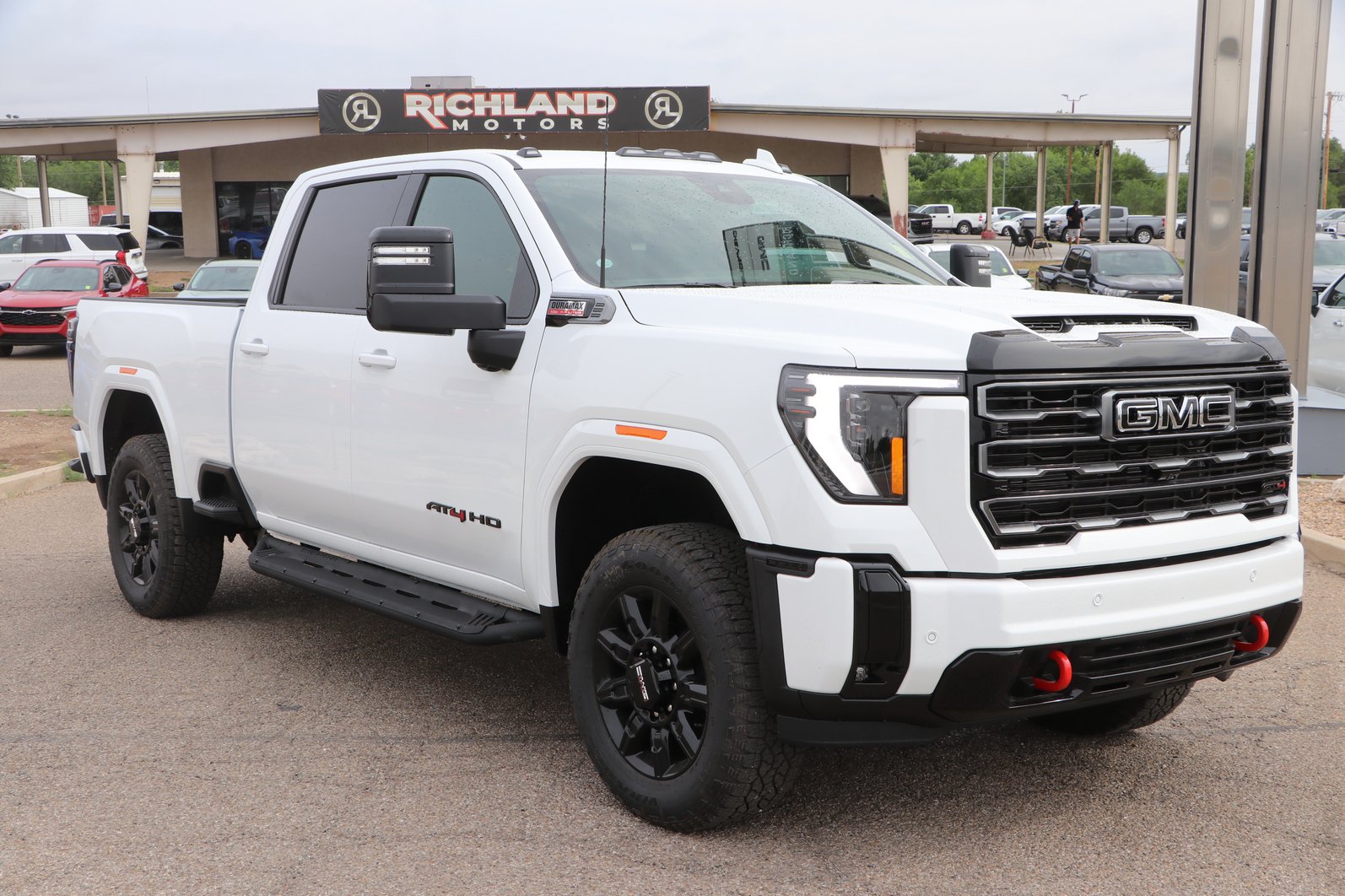 New 2026 GMC Sierra 2500 AT4 AWD/4WD image 1