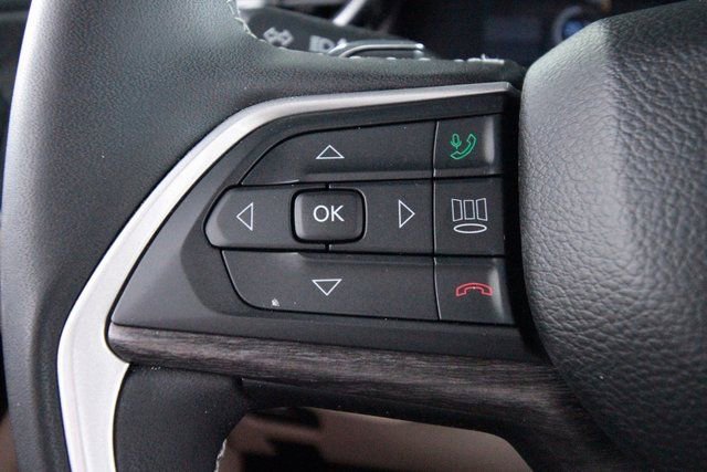 Used 2022 Jeep Grand Cherokee Limited 4xe image 19