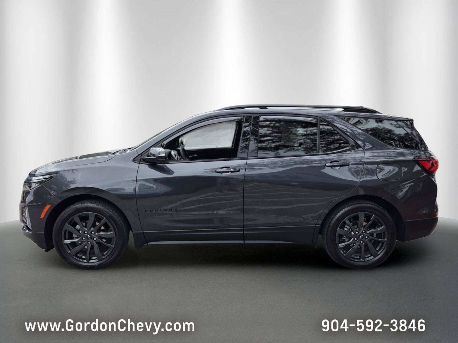 Certified 2023 Chevrolet Equinox RS w/ RS Leather Package FWD image 2