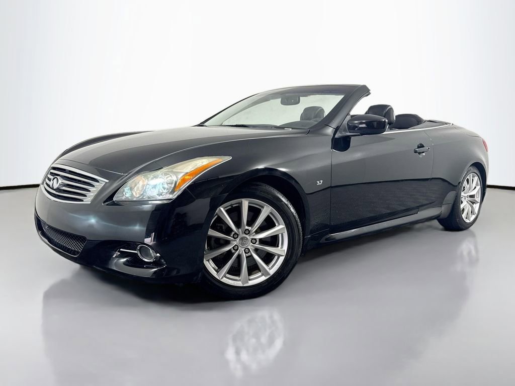 Used 2014 INFINITI Q60 Convertible w/ Premium Package image 1