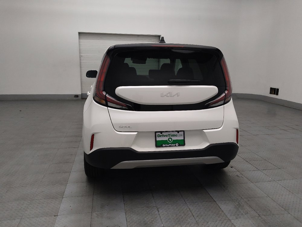 Used 2025 Kia Soul LX w/ LX Technology Package image 6